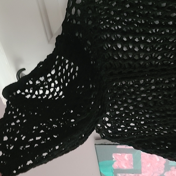 Mesh cover/jacket with hood and fringe detail - Picture 2 of 3